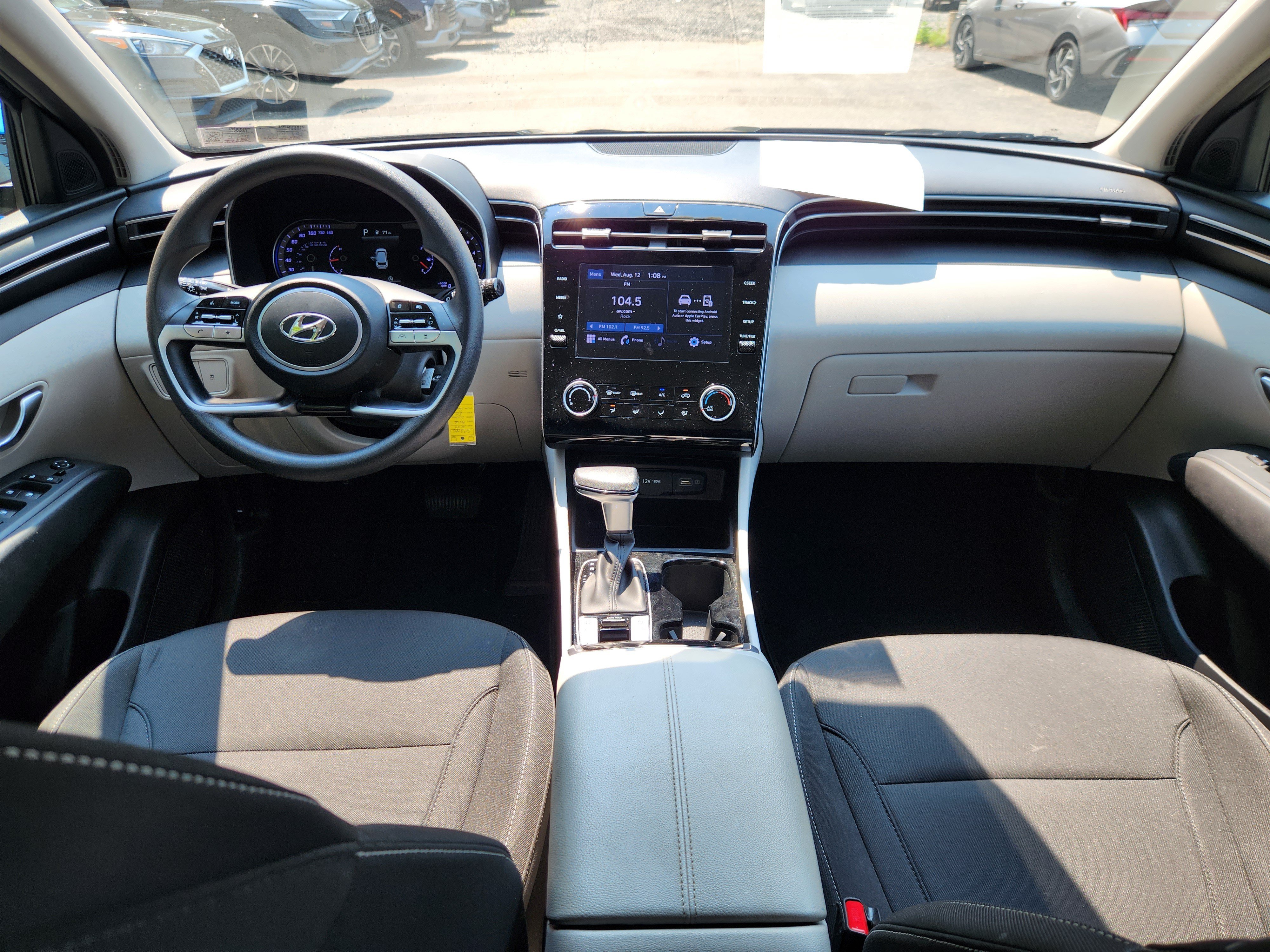 Used 2023 Hyundai Tucson SE w/ Cargo Package AWD/4WD image 8