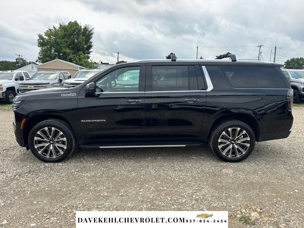Used 2026 Chevrolet Suburban High Country w/ Sun And Tow Package AWD/4WD image 2