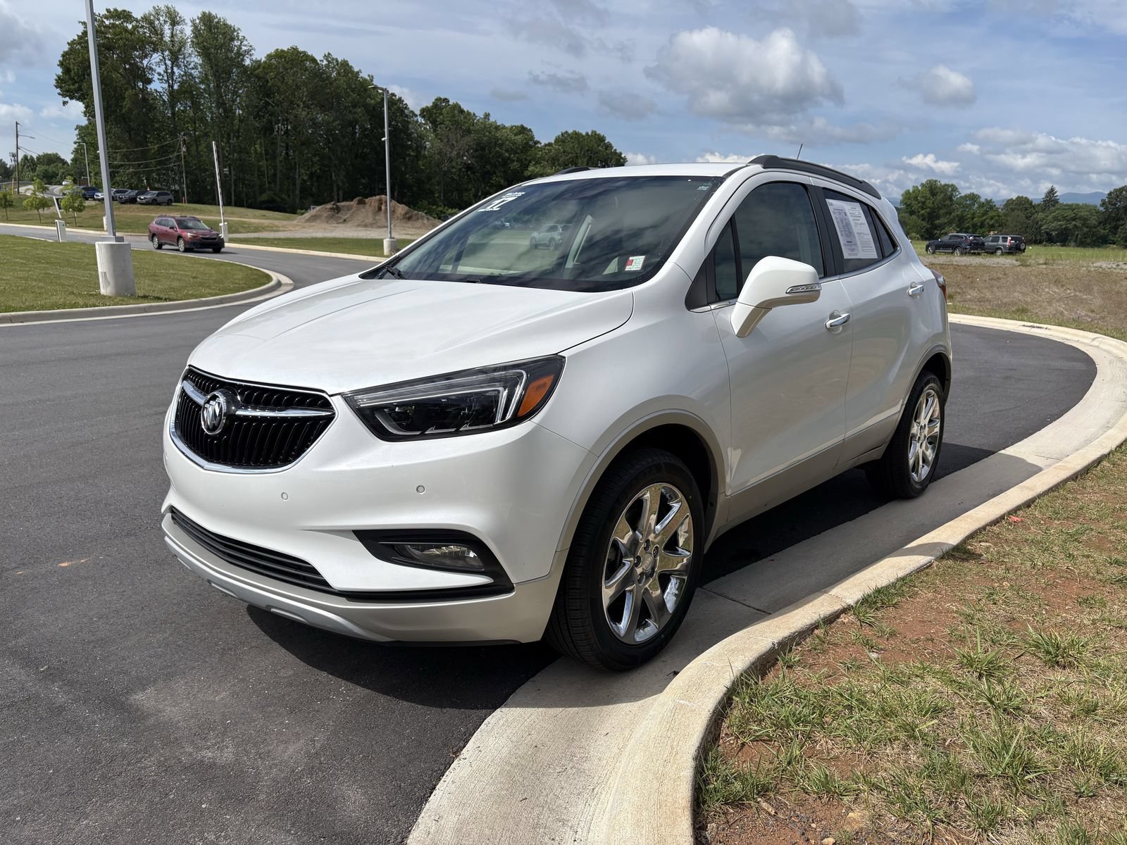 Used 2017 Buick Encore Premium w/ Experience Buick Package AWD/4WD image 3
