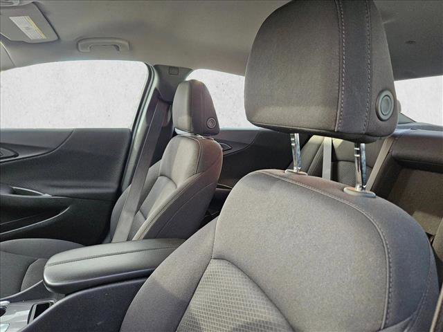 Used 2025 Chevrolet Malibu LT image 18