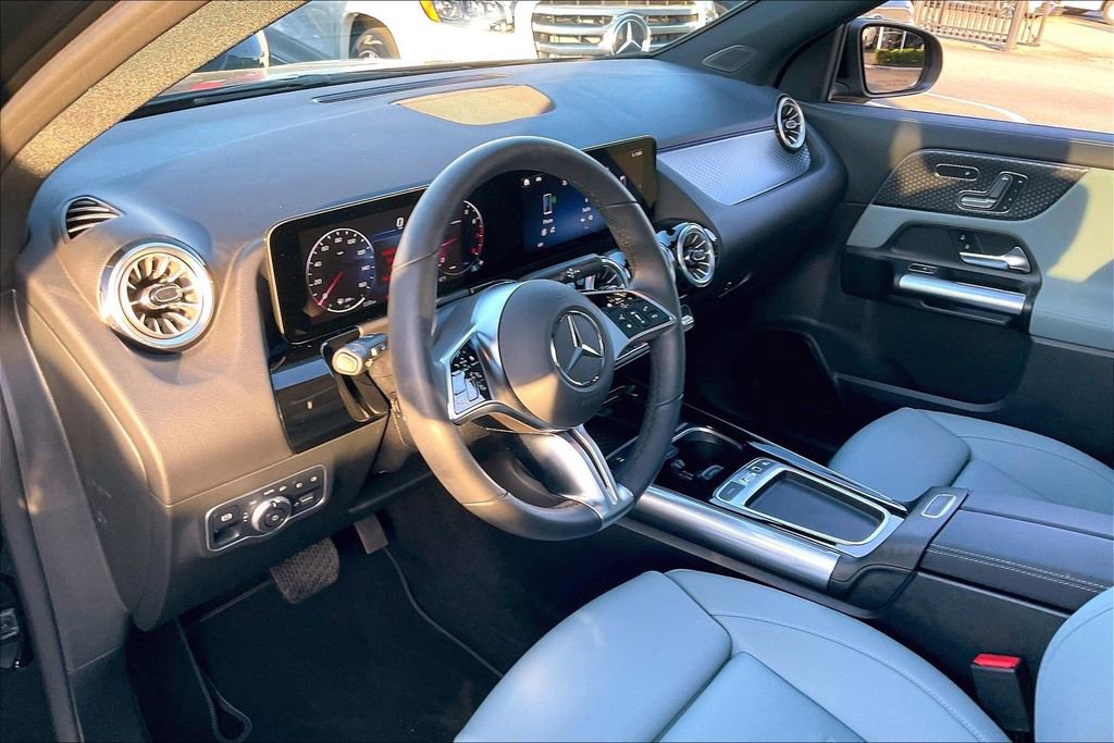 Used 2026 Mercedes-Benz GLA 250 4MATIC image 11