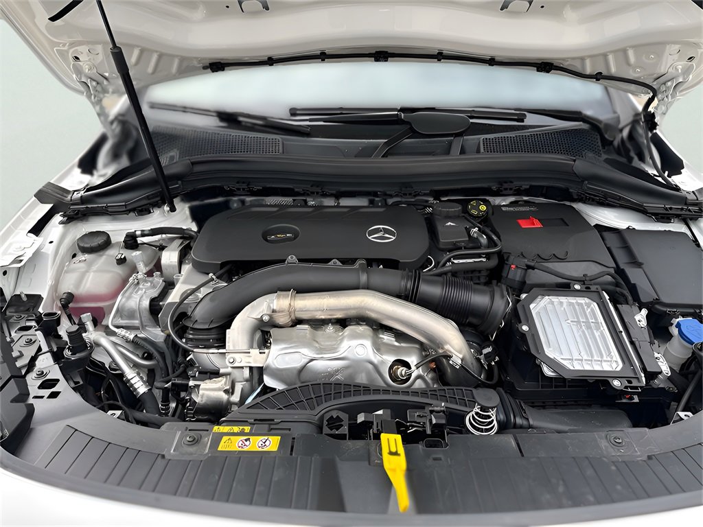 New 2026 Mercedes-Benz GLA 250 4MATIC image 25