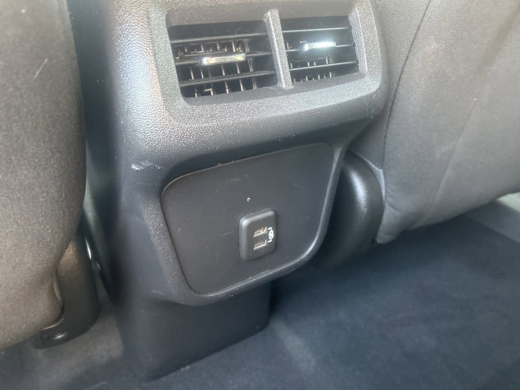 Used 2020 Chevrolet Equinox LT image 27