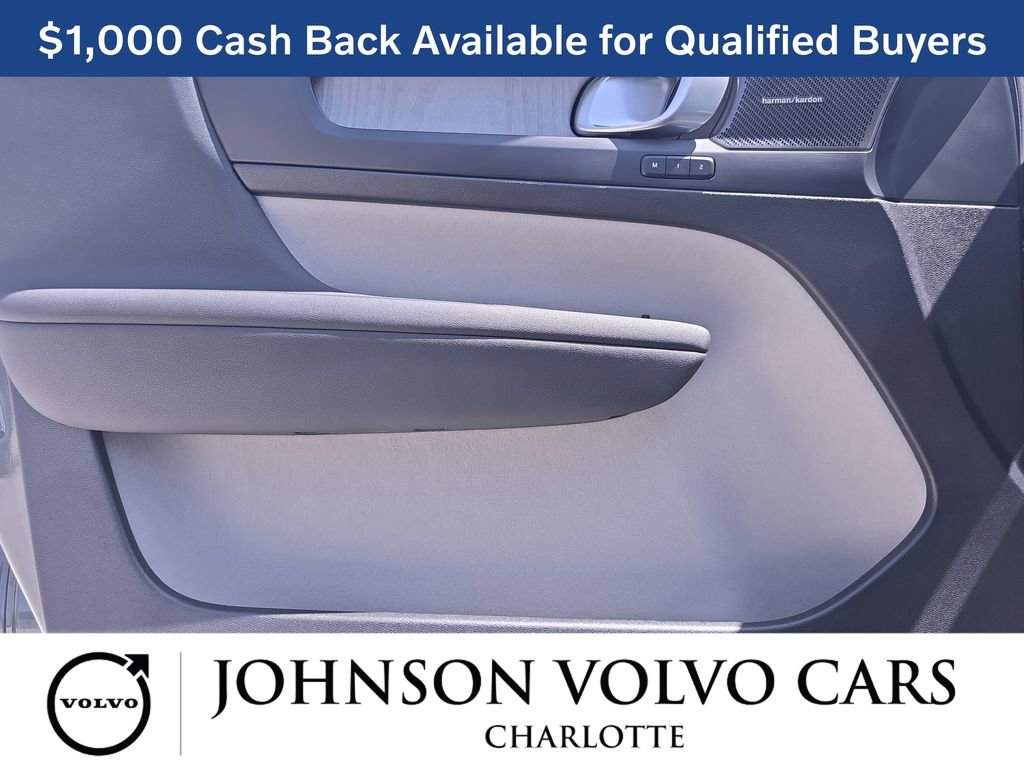 New 2026 Volvo XC40 B5 Ultra w/ Protection Package Premier AWD/4WD image 28