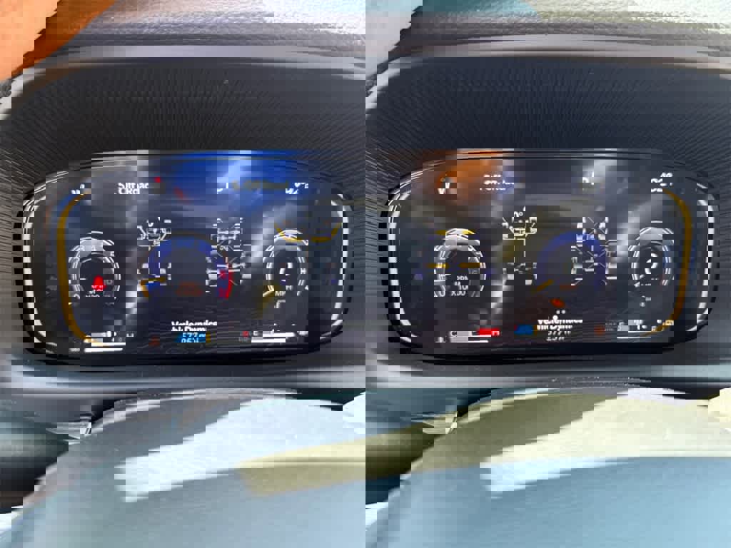 Used 2023 Jeep Wagoneer Series III w/ Preferred Equipment Group image 14