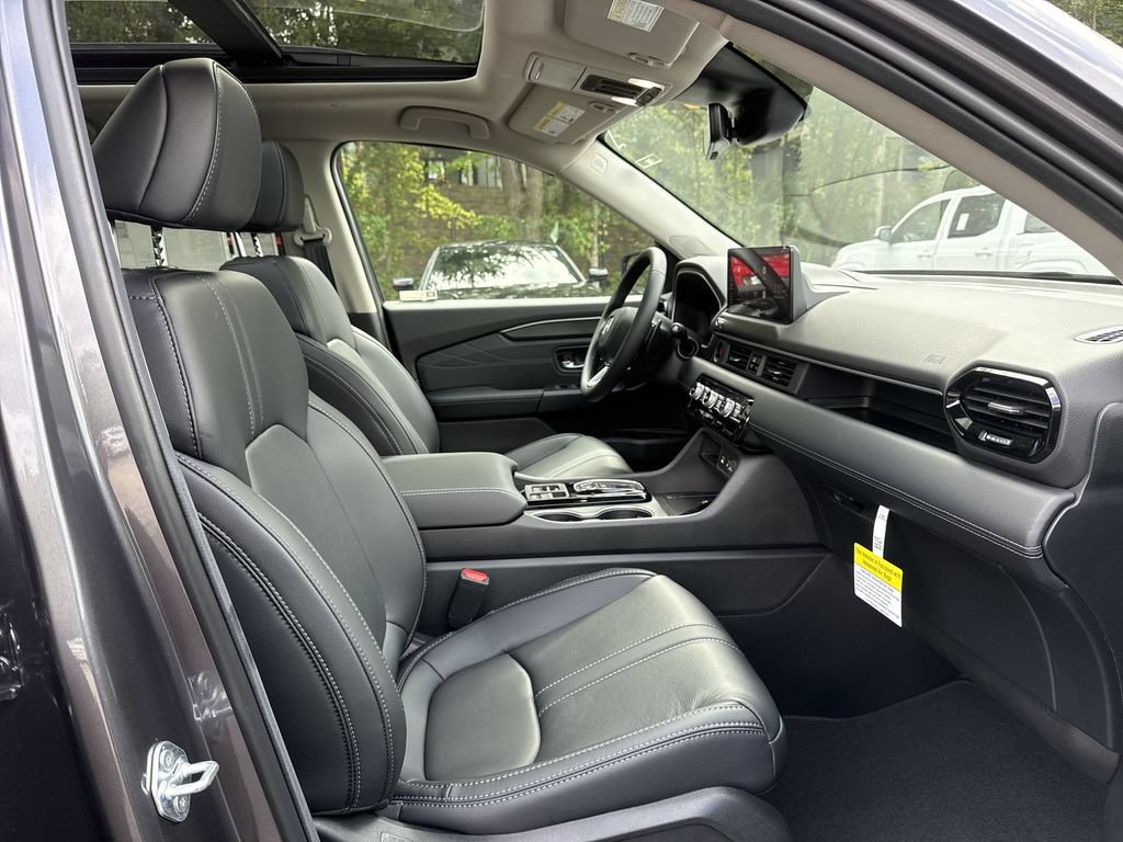 New 2026 Honda Pilot Touring image 26