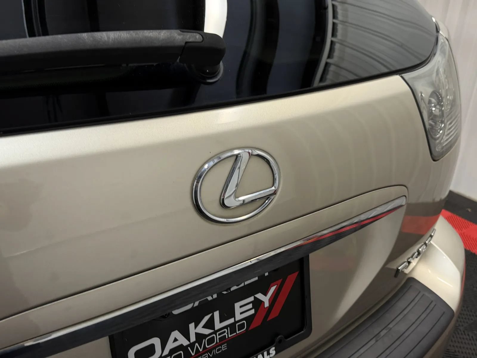 Used 2004 Lexus RX 330 FWD image 16