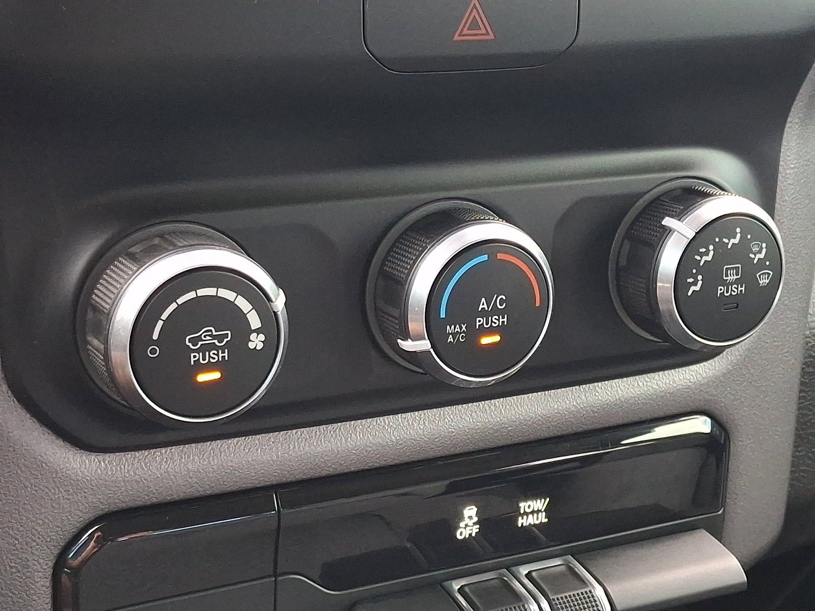Used 2019 RAM 1500 Big Horn AWD/4WD image 15