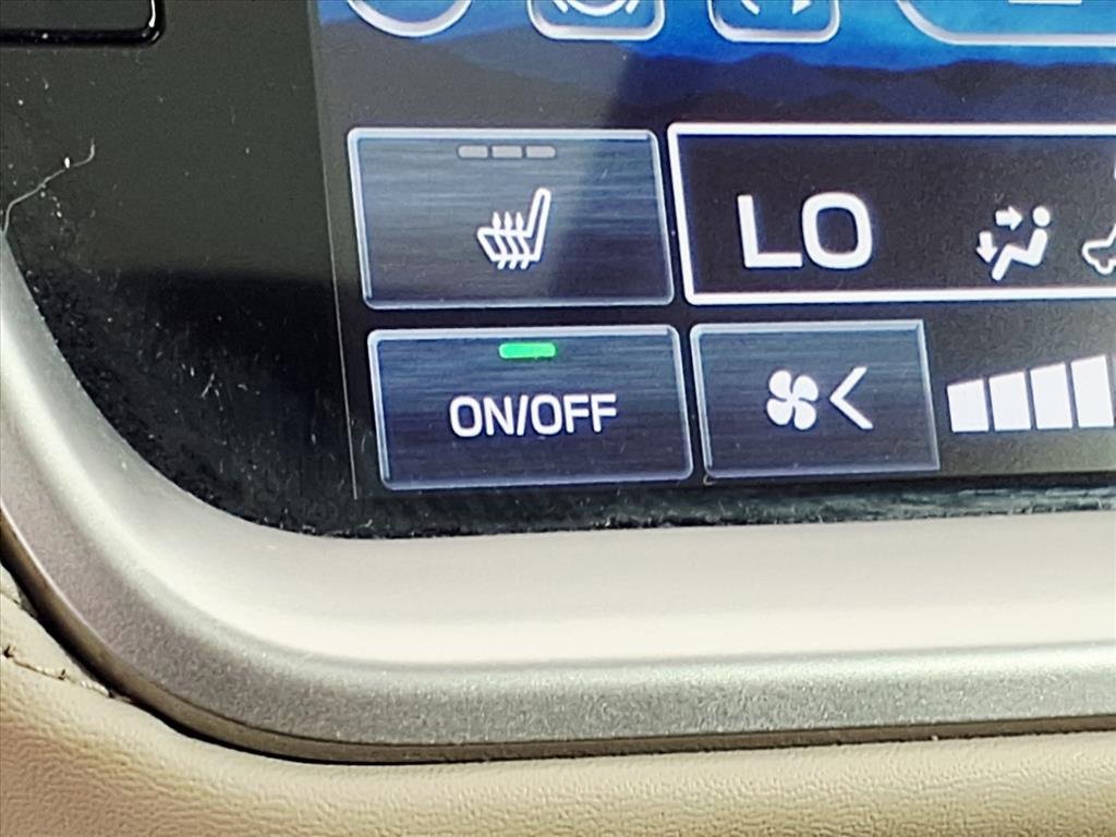 Used 2021 Subaru Outback Limited image 22