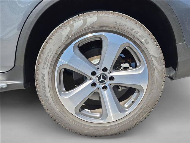 Used 2022 Mercedes-Benz GLC 300 4MATIC image 19