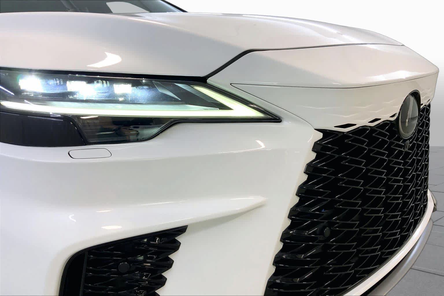 Used 2023 Lexus RX 350 F Sport w/ Accessory Package (Z1) AWD/4WD image 32