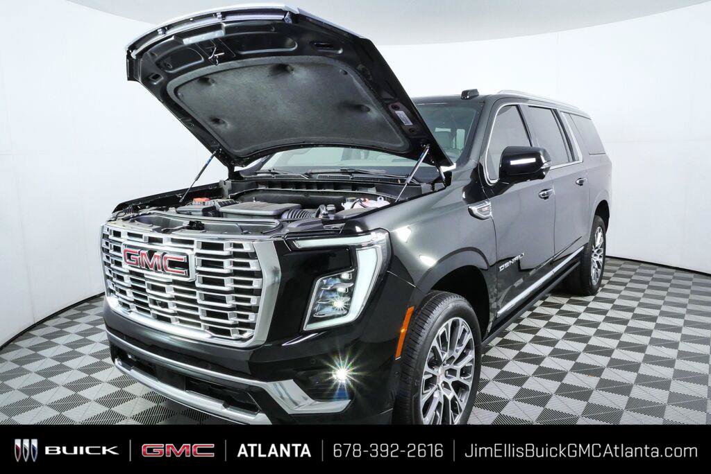 New 2026 GMC Yukon XL Denali w/ Sun & Power Step Package AWD/4WD image 5
