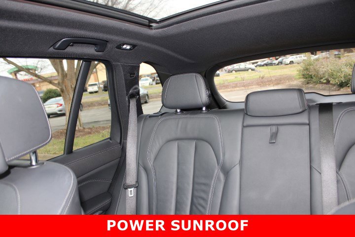 Used 2022 BMW X5 M50i AWD/4WD image 23