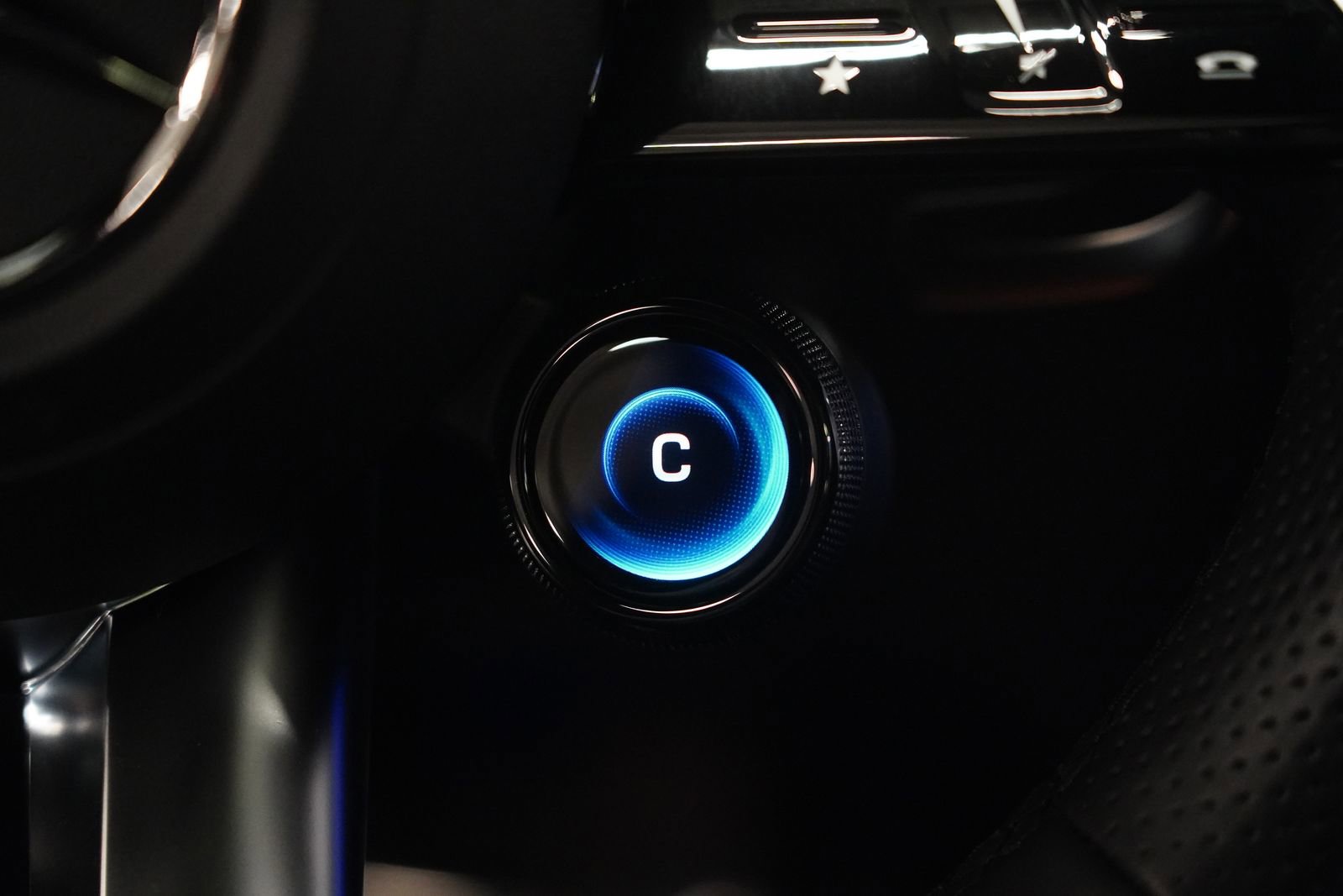 Used 2025 Mercedes-Benz C 43 AMG 4MATIC Sedan image 20