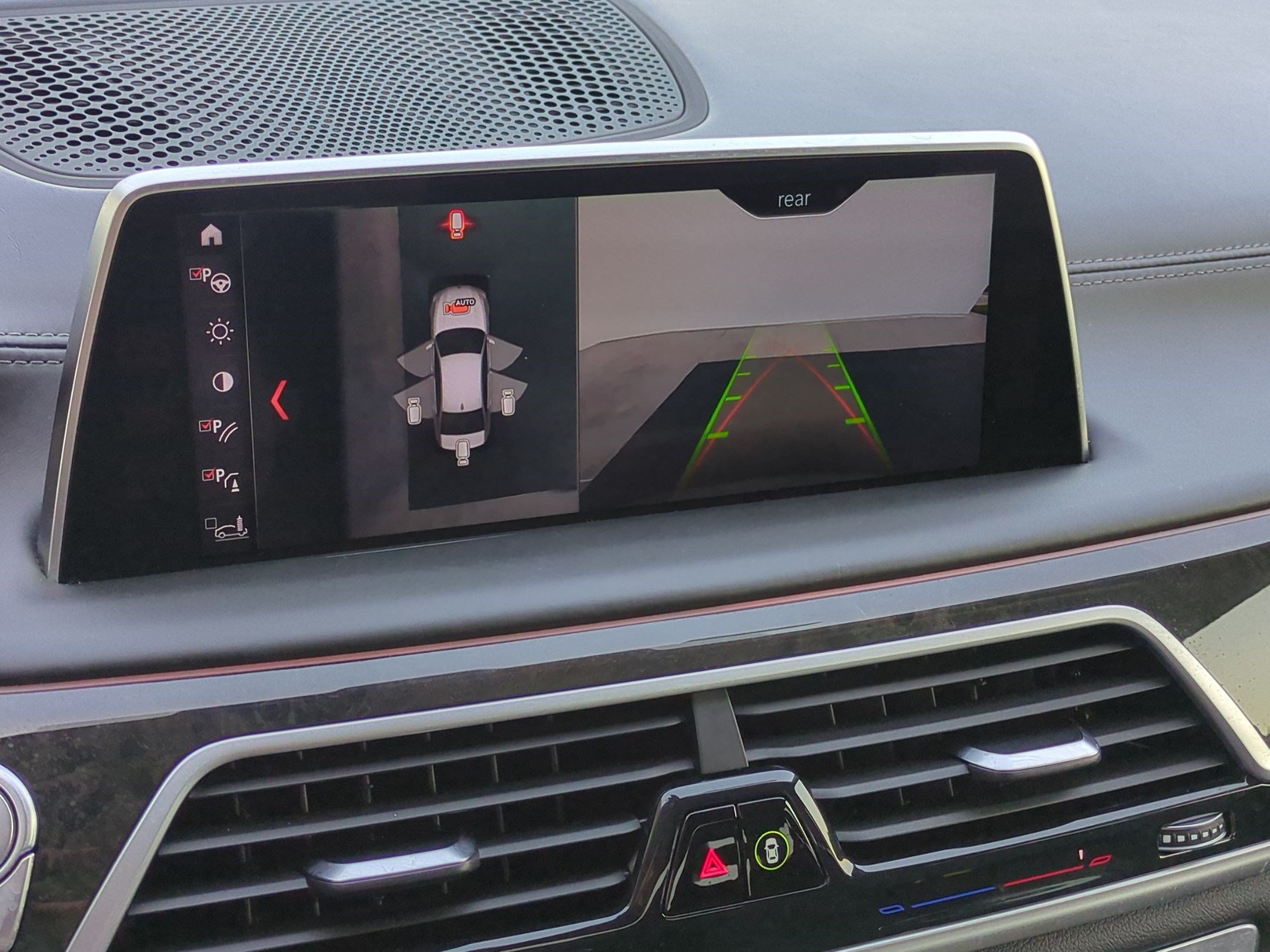 Used 2018 BMW 750i RWD image 25