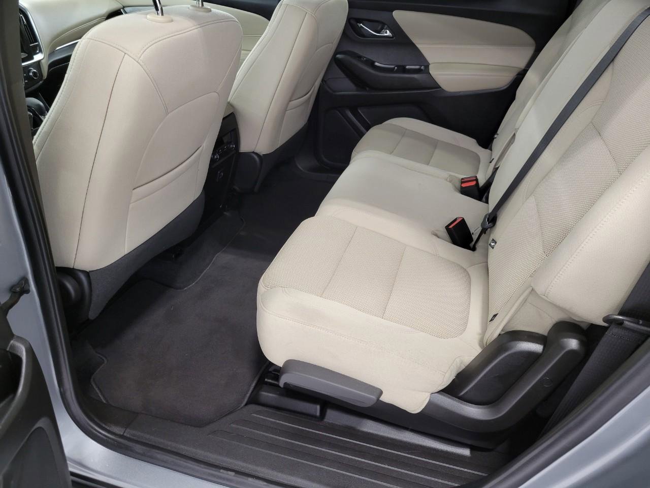 Used 2023 Chevrolet Traverse LS w/ Safety Package AWD/4WD image 21