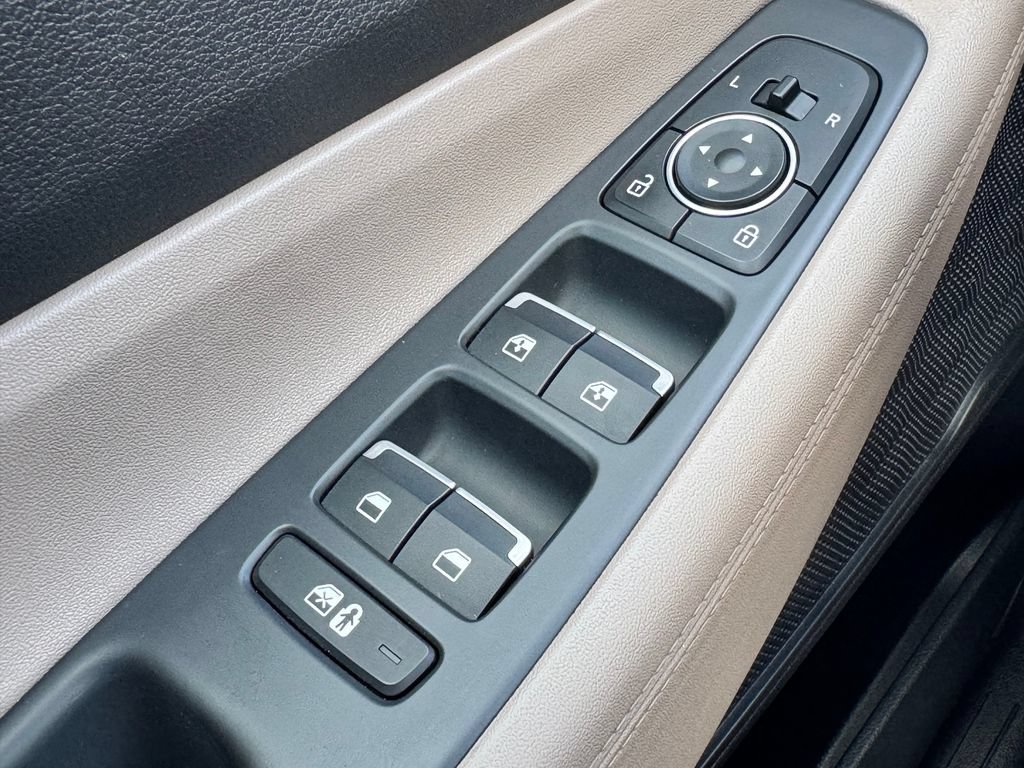 Used 2022 Hyundai Santa Fe SEL FWD image 30