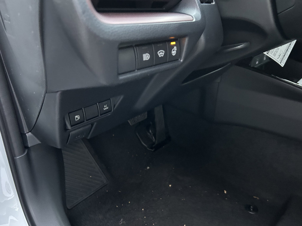 New 2026 Toyota Prius Plug-In Hybrid FWD image 8