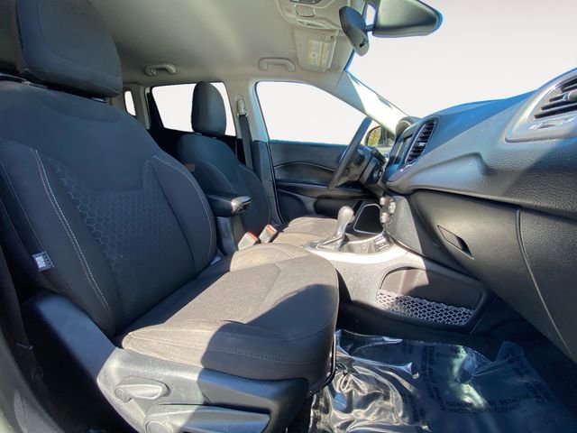 Used 2021 Jeep Compass Sport image 15