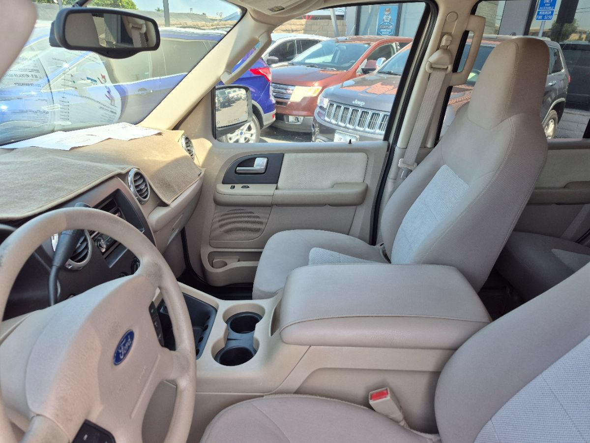Used 2004 Ford Expedition XLT RWD image 36