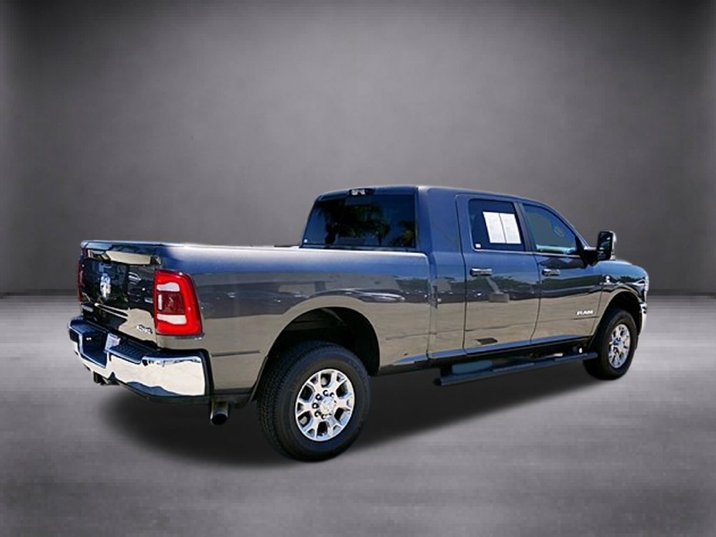 Used 2023 RAM 3500 Laramie AWD/4WD image 4