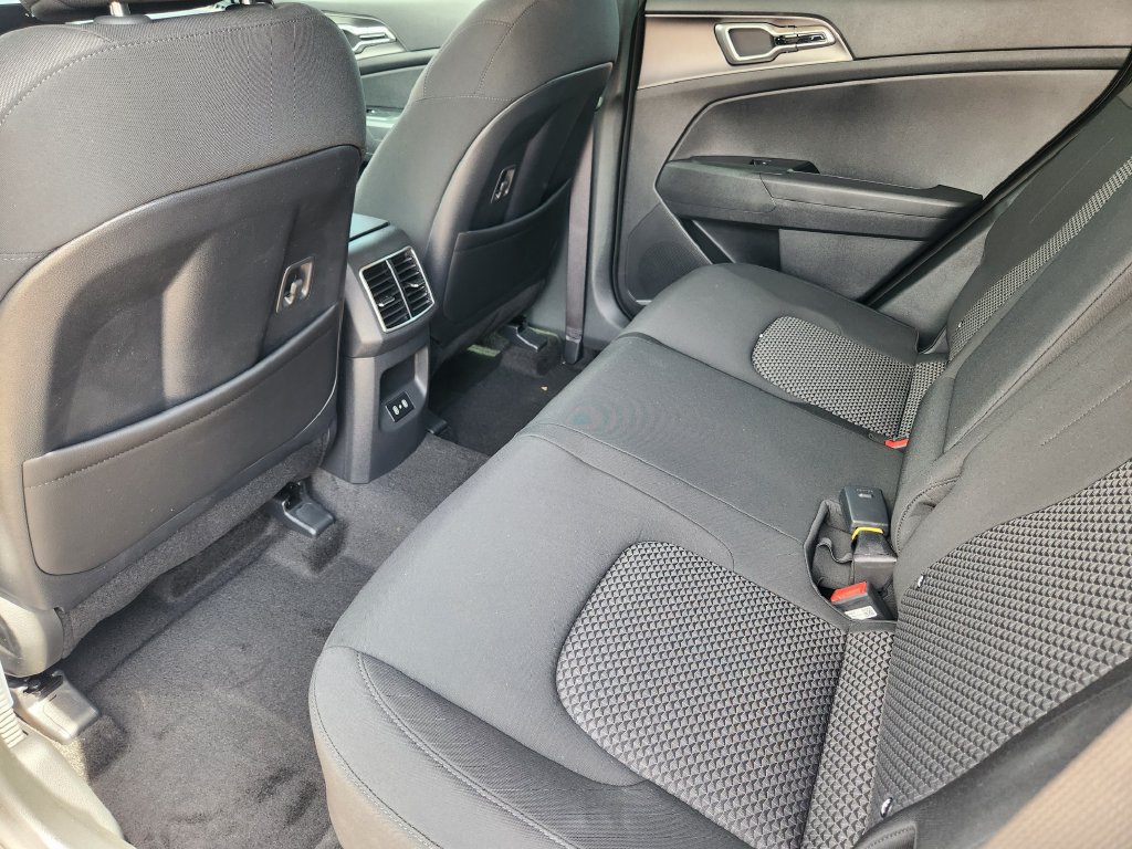 New 2027 Kia Sportage S FWD image 19