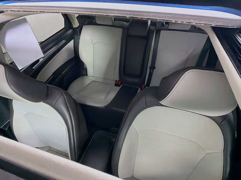 Used 2020 Ford Fusion SE w/ Equipment Group 151A image 16