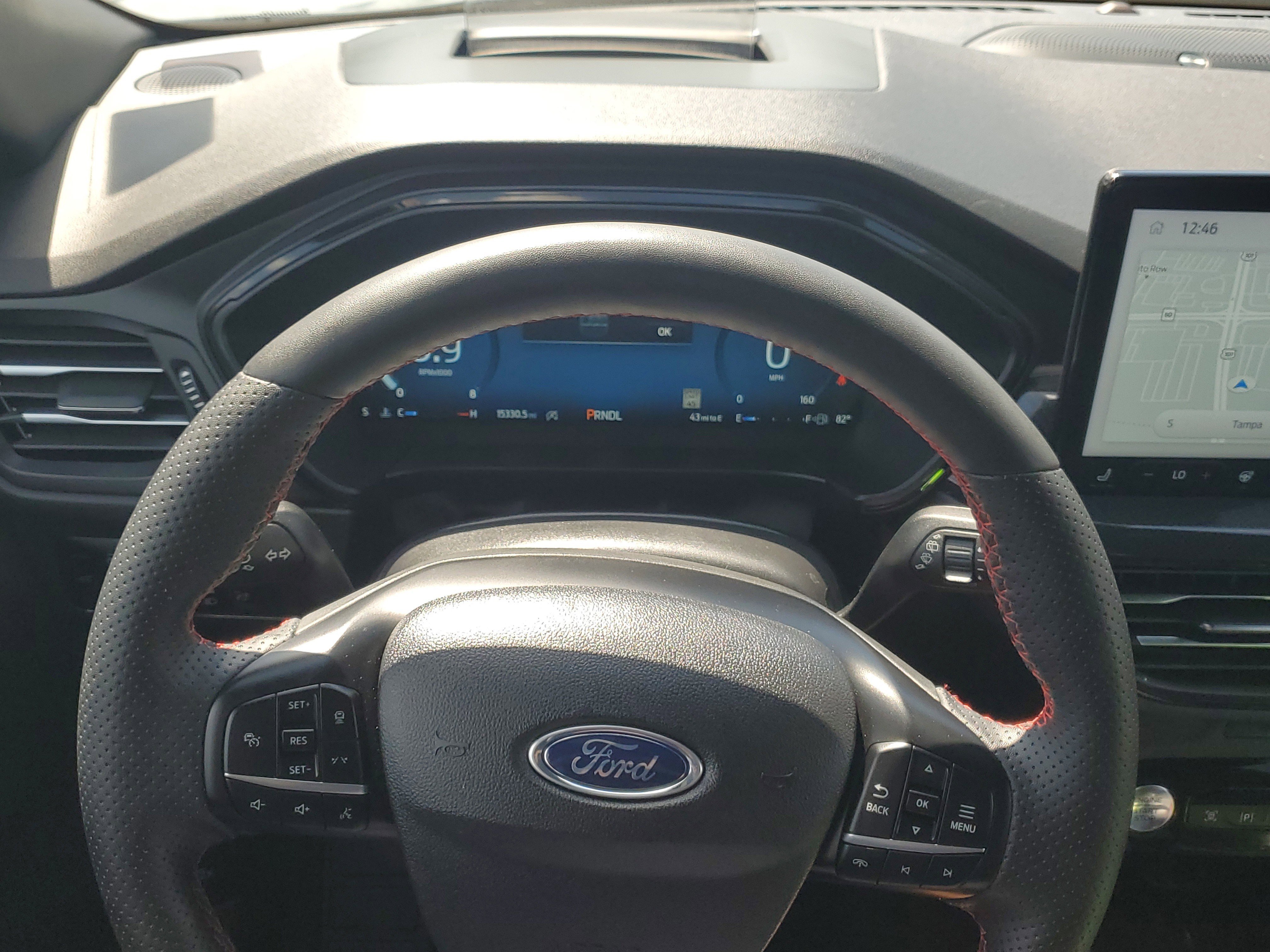 Certified 2023 Ford Escape ST-Line Elite w/ Premium Technology Package image 21
