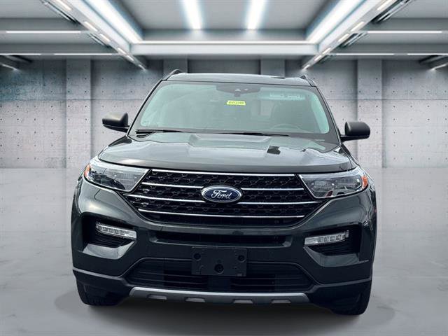 Used 2023 Ford Explorer XLT w/ Equipment Group 202A AWD/4WD image 23