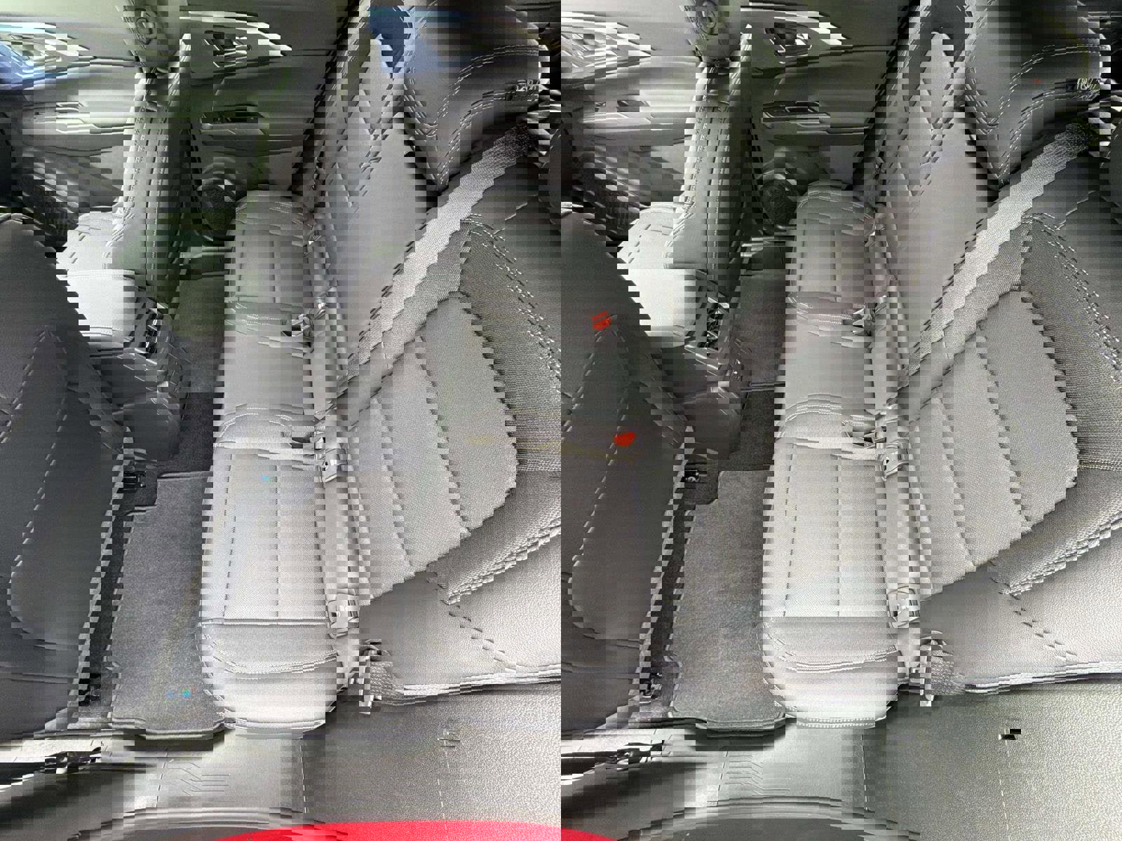 New 2026 Chevrolet Equinox EV LT w/ Convenience Package II image 4