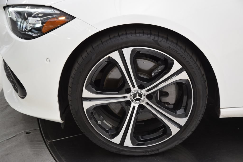 Used 2023 Mercedes-Benz C 300 Sedan image 12