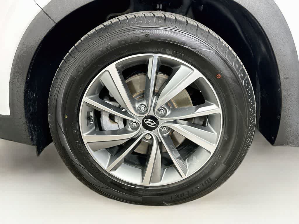 Used 2019 Hyundai Santa Fe FWD image 8