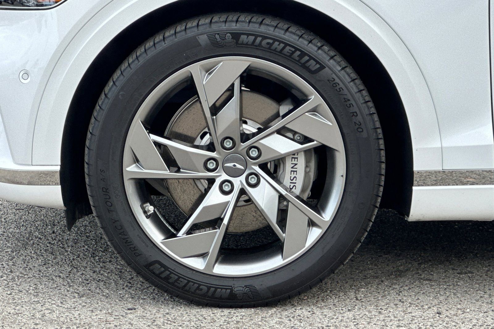 Used 2025 Genesis Electrified GV70 Advanced image 34