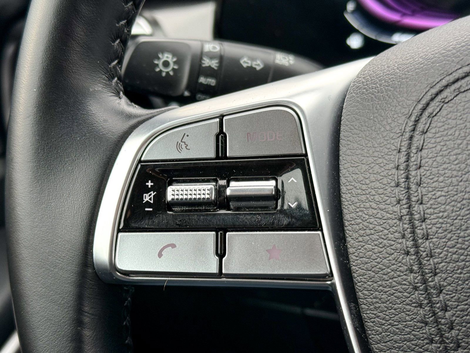 Certified 2024 Kia Telluride S w/ S Sunroof Package image 30