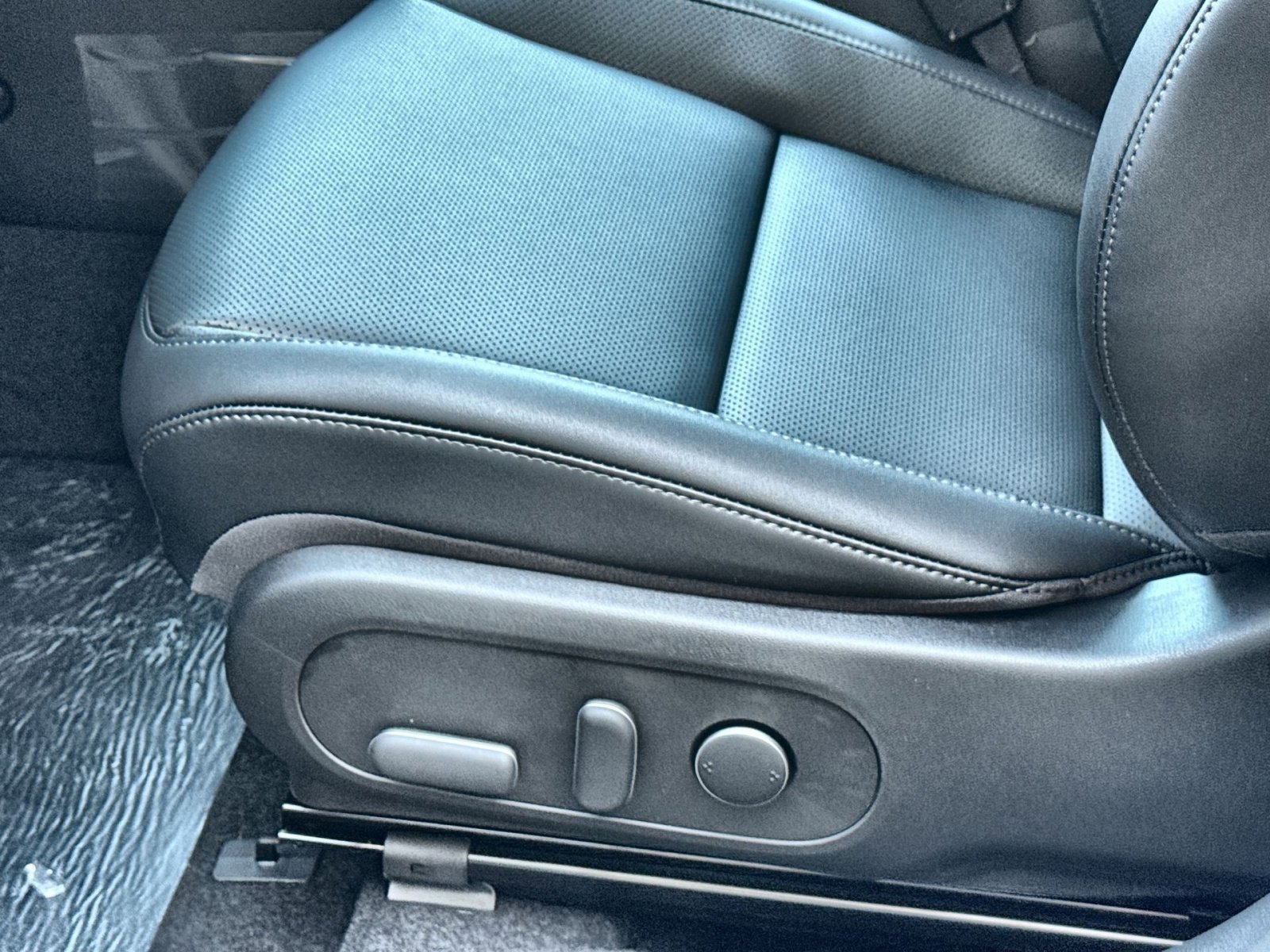 New 2026 Hyundai Kona SEL Premium image 13