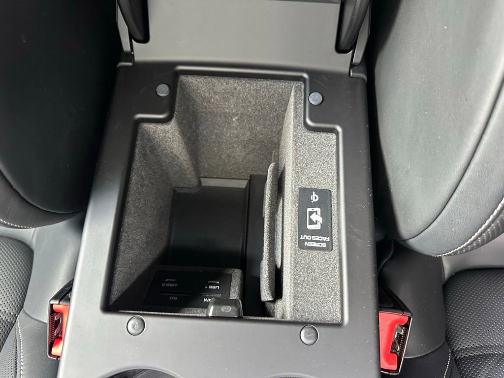 Certified 2023 Porsche Macan S image 30