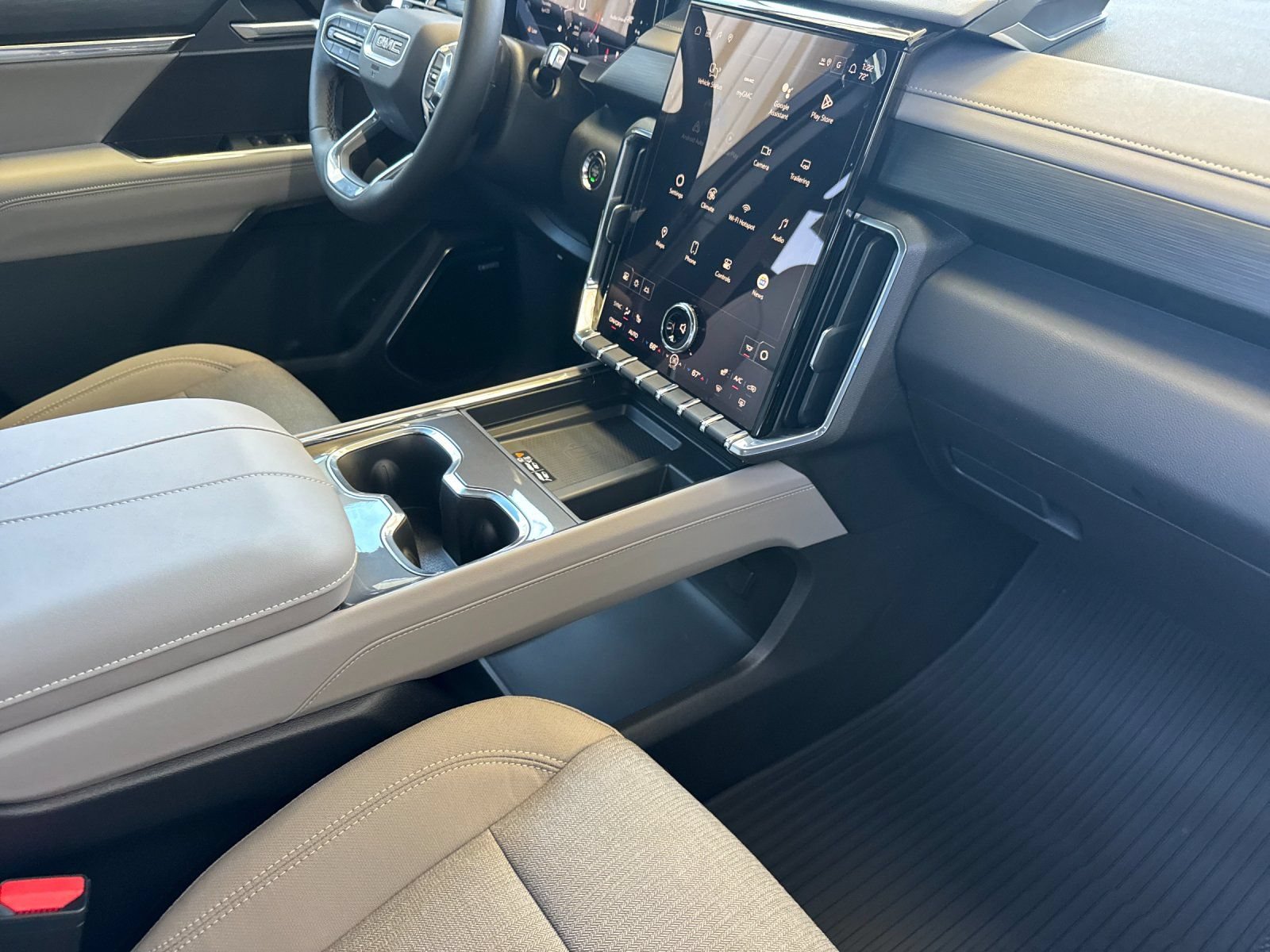 New 2026 GMC Acadia Elevation w/ LPO, All-Weather Package FWD image 16