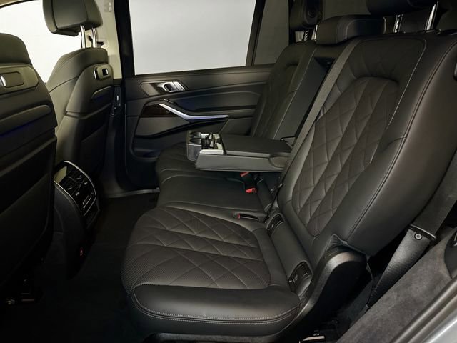 Used 2024 BMW X7 xDrive40i w/ Premium Package image 35