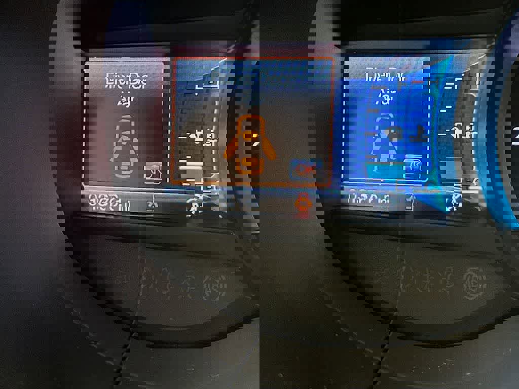 Certified 2024 Ford Edge Titanium image 19