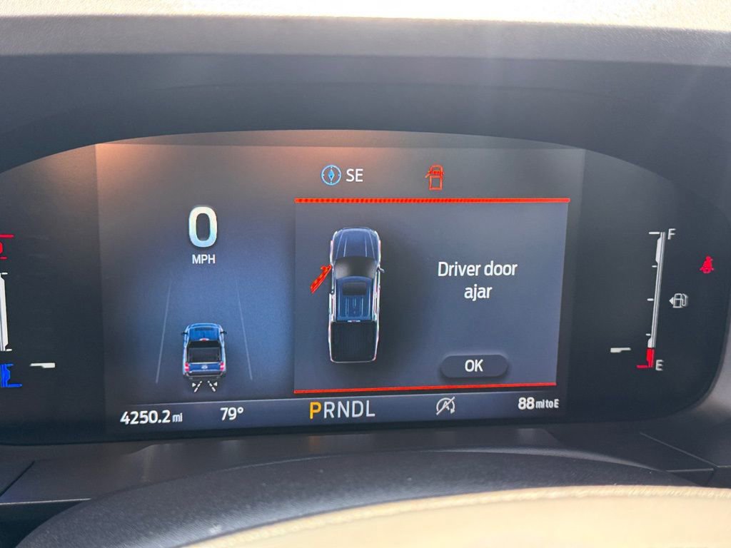 Used 2025 Ford Maverick XLT w/ Black Appearance Package image 20