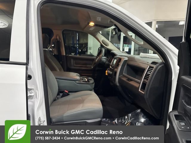 Used 2016 RAM 1500 Express AWD/4WD image 38