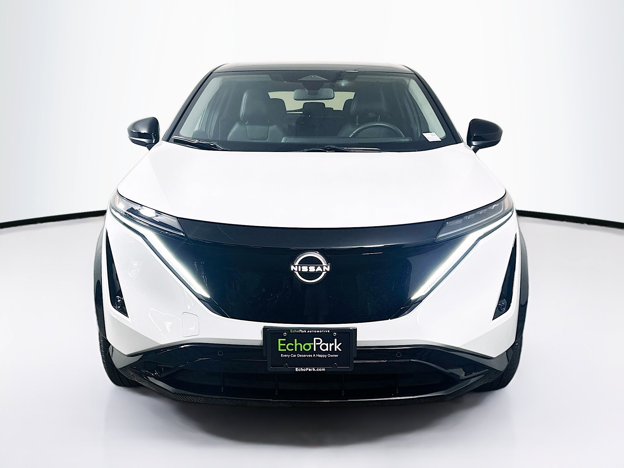 Used 2024 Nissan Ariya AWD image 2