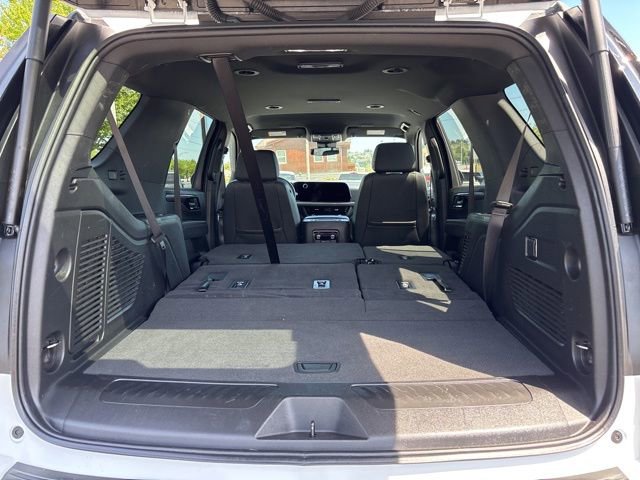 Used 2025 Chevrolet Tahoe LT AWD/4WD image 35