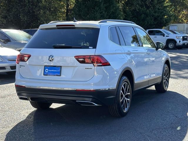 Used 2021 Volkswagen Tiguan SE w/ Panoramic Sunroof Package image 2