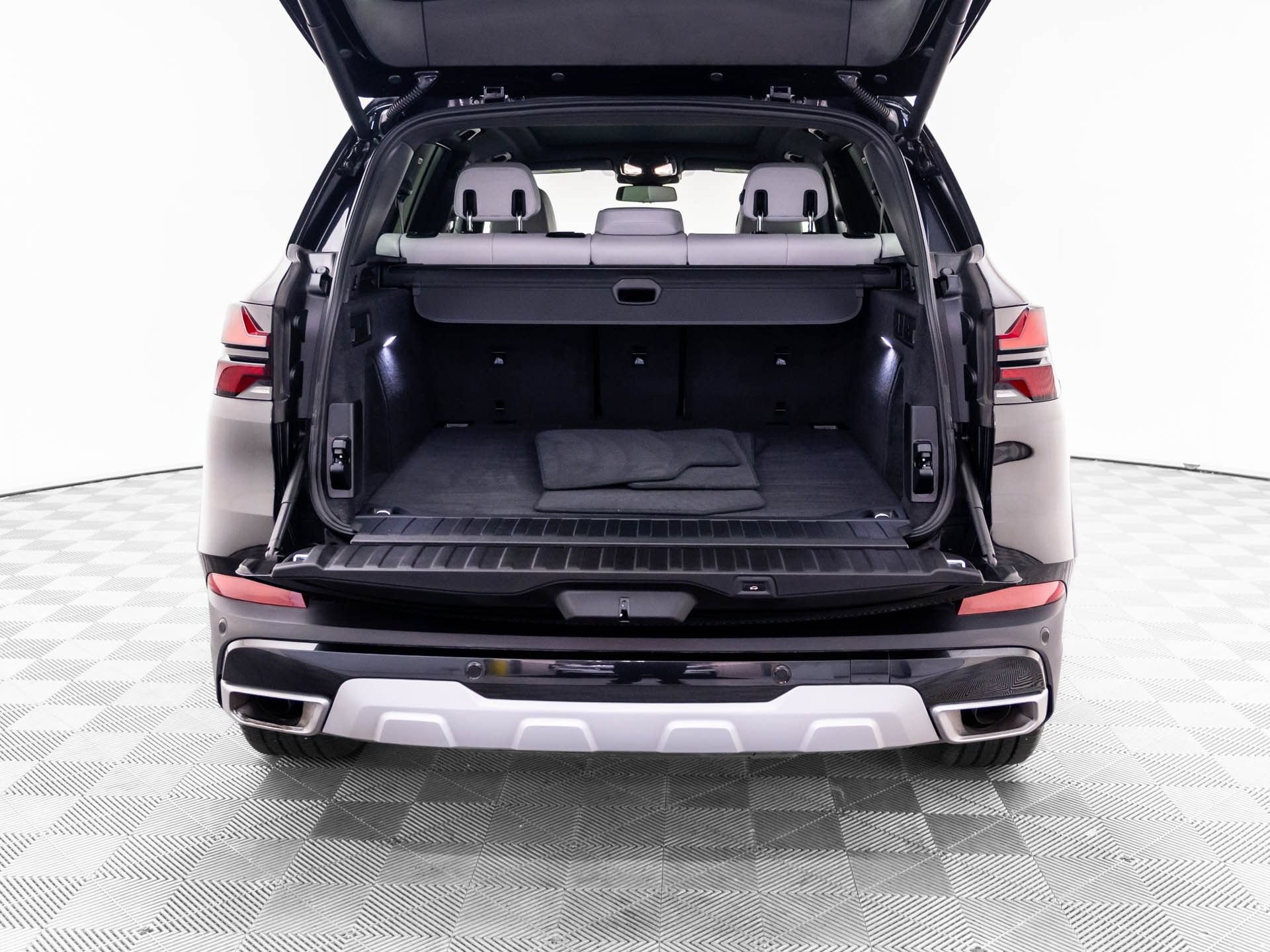 Certified 2024 BMW X5 xDrive40i w/ Premium Package AWD/4WD image 31
