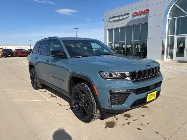 New 2026 Jeep Grand Cherokee Limited AWD/4WD image 3