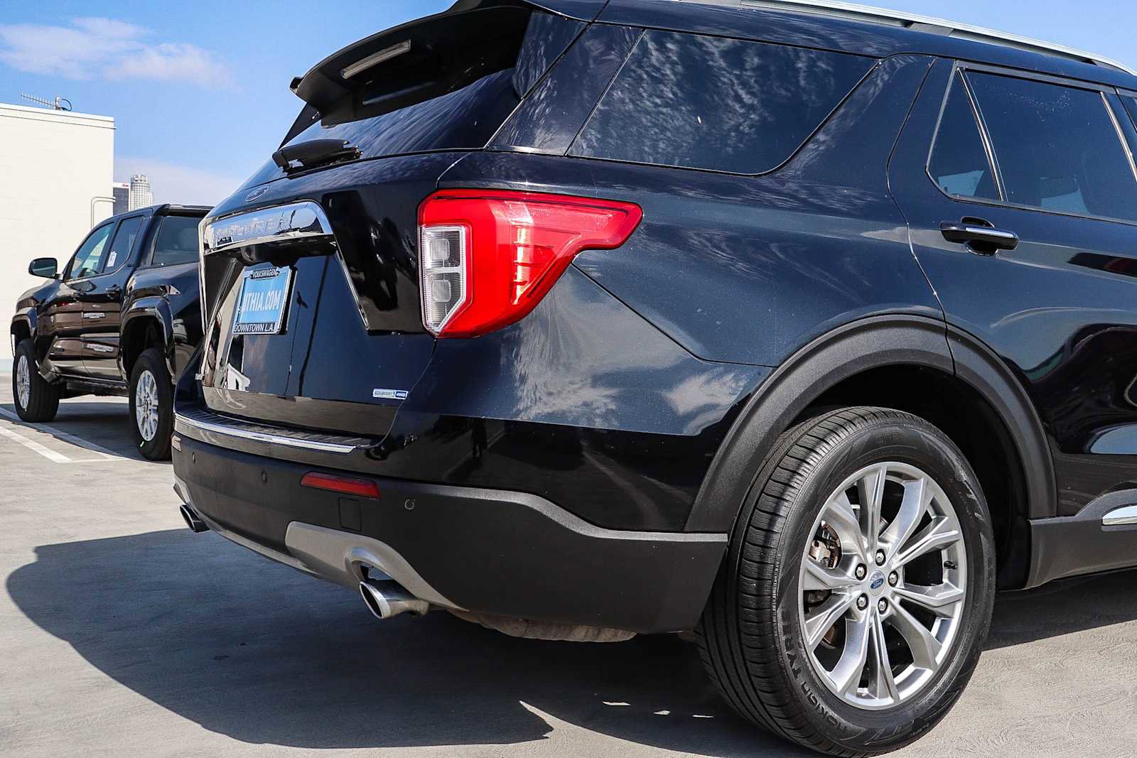 Used 2020 Ford Explorer Limited image 9