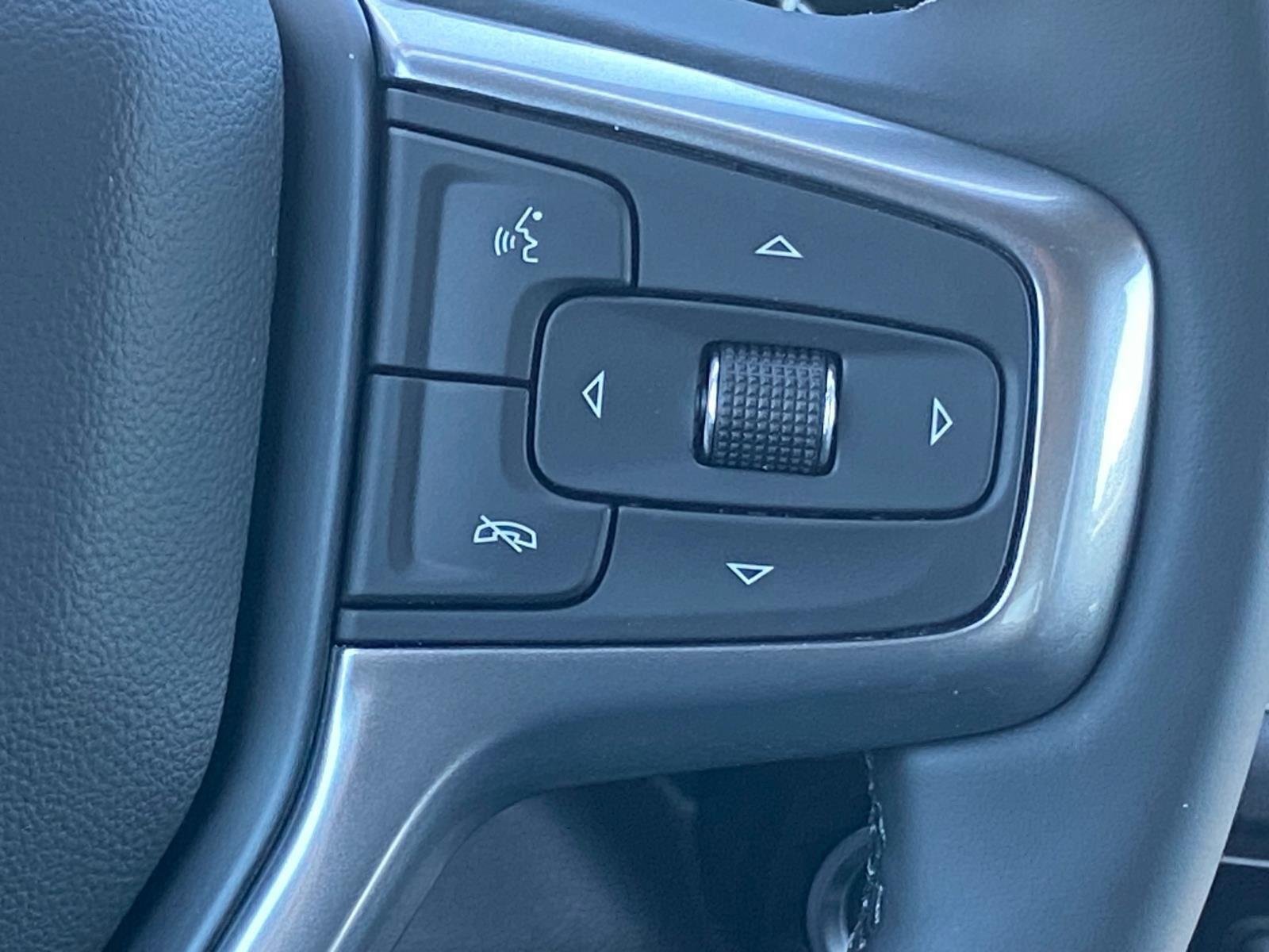 New 2026 Chevrolet Silverado 3500 LT w/ Safety Package AWD/4WD image 9