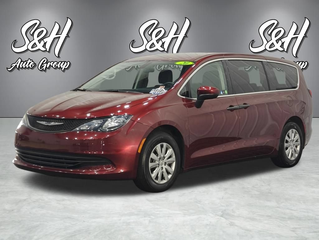 Used 2020 Chrysler Voyager L FWD image 11