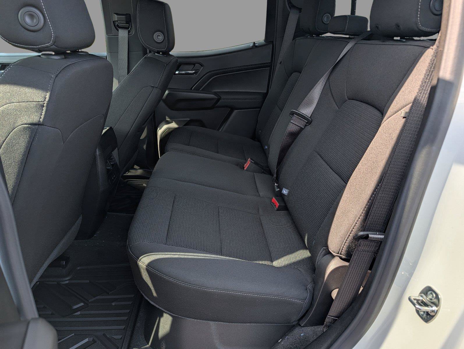 New 2026 GMC Canyon Elevation w/ Convenience Package RWD image 33